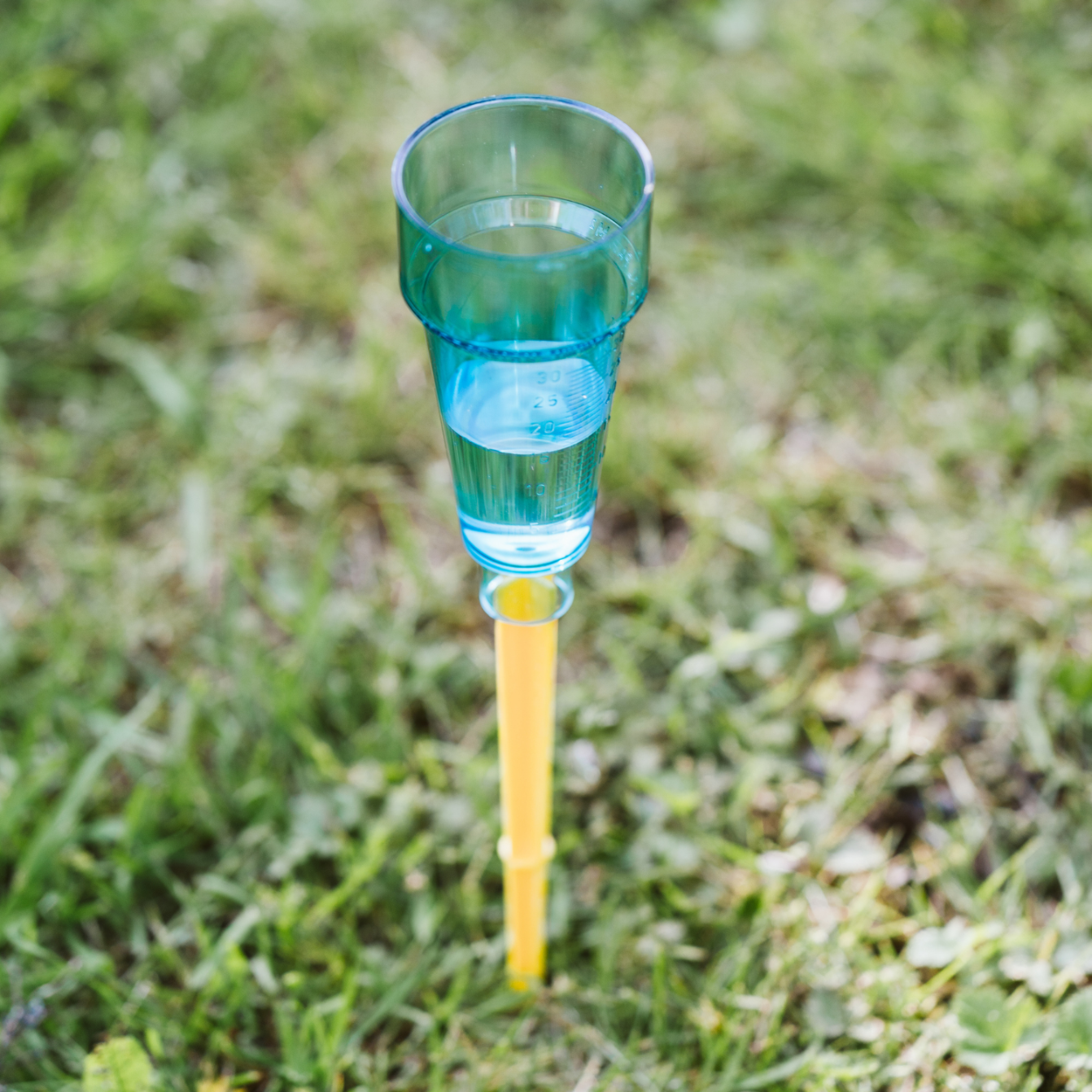 ClimeMET CM1088 Rain Gauge and Rainfall Chart