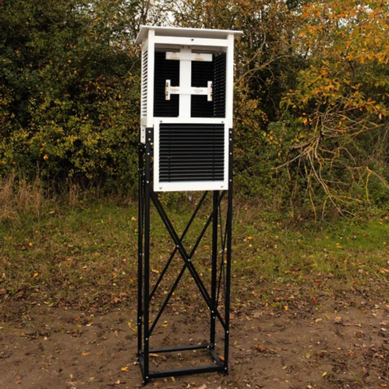 ClimeMET CM6019 Metal Stevenson Screen Stand (for M12) Secondary image