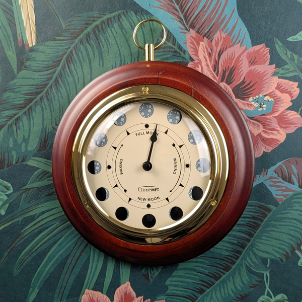 ClimeMET CM4016 Traditional Wooden Moon Clock