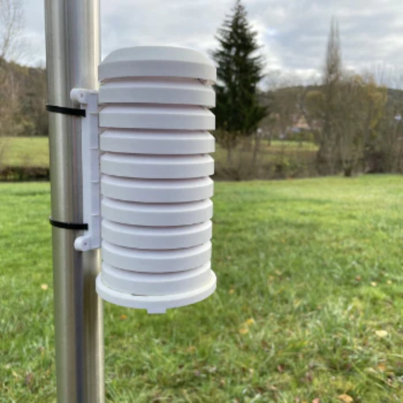 TFA Outdoor Temperature/Humidity Sensor Shield Main image