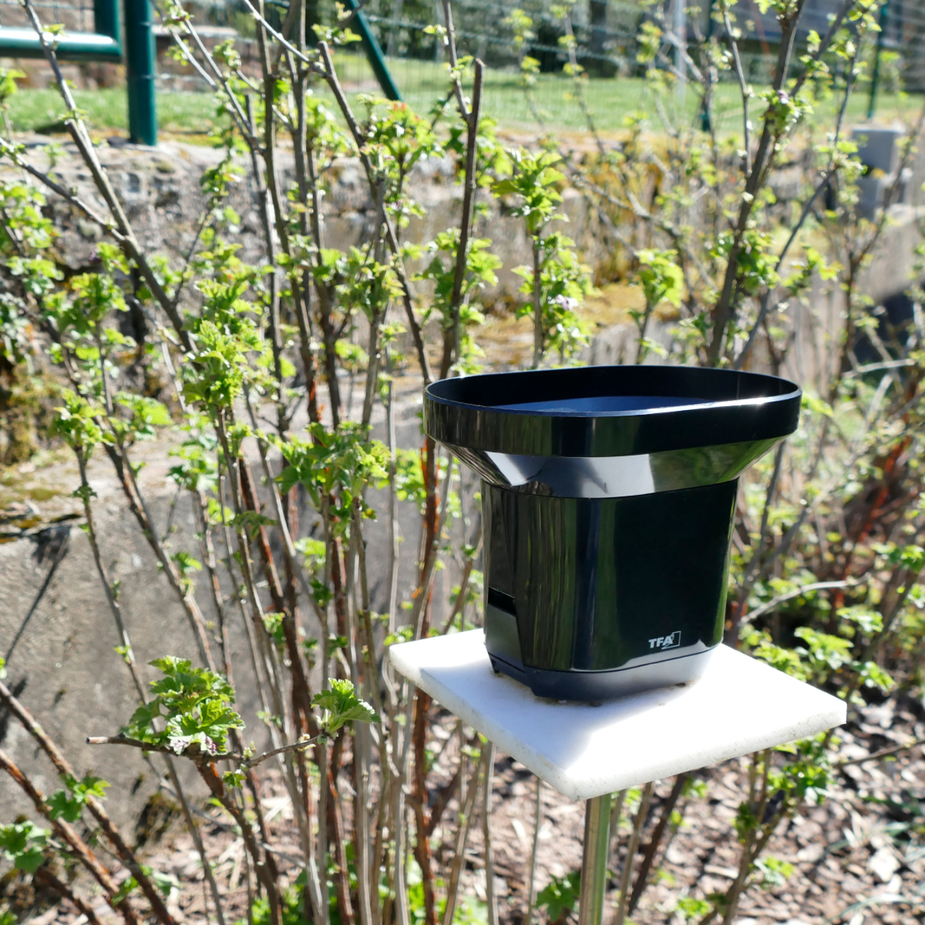 TFA Drop Digital Rain Gauge Main image