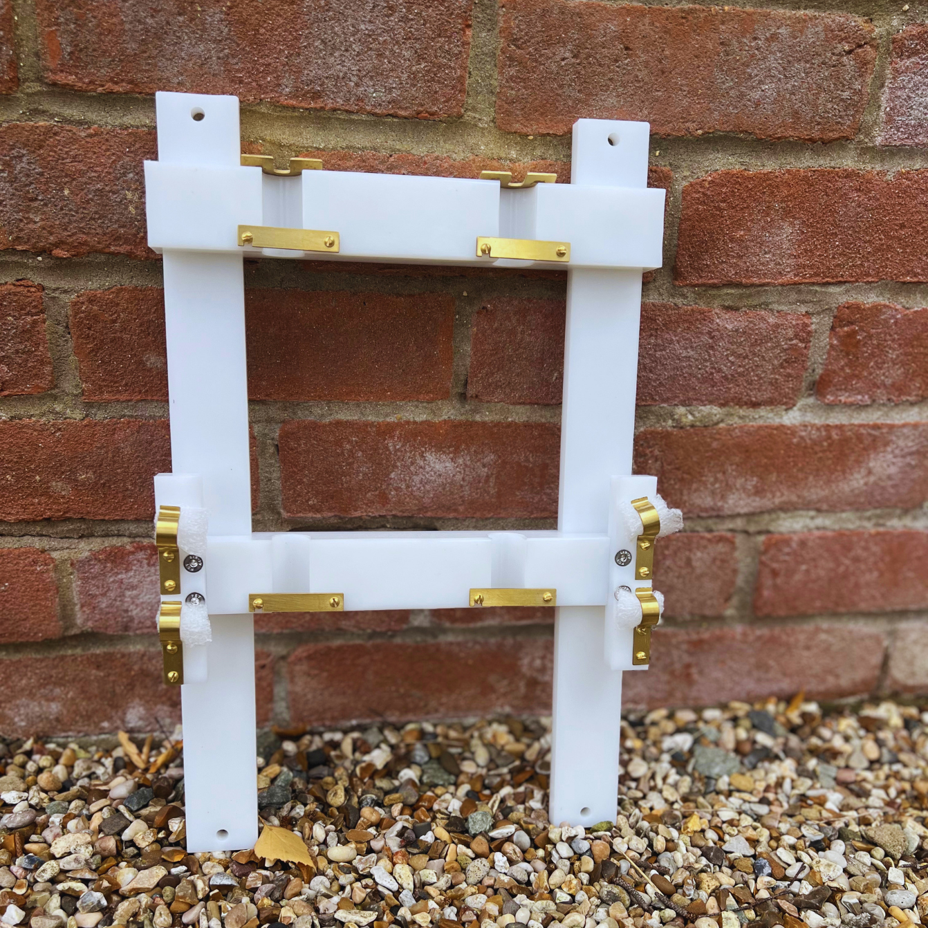 MET-01 Lorraine Cross Thermometer Rail